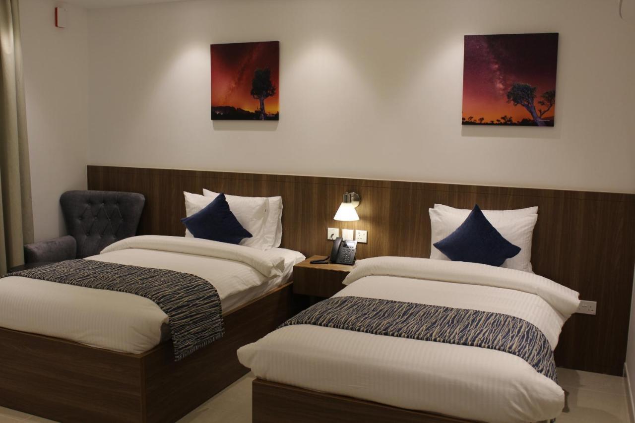 Duqm Express Hotel Exteriör bild