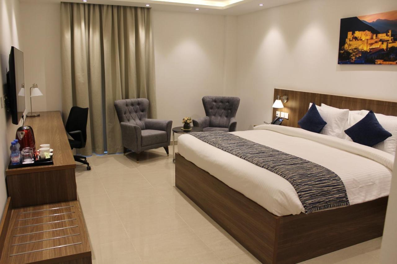 Duqm Express Hotel Exteriör bild
